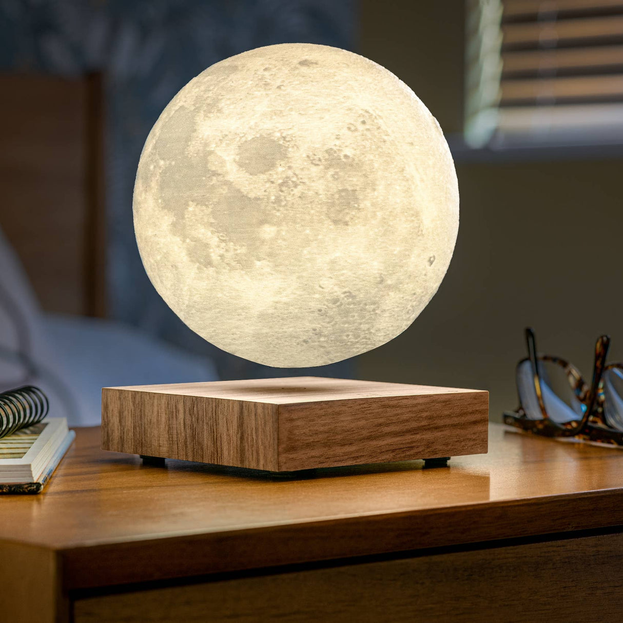Smart Floating Moon Lamp